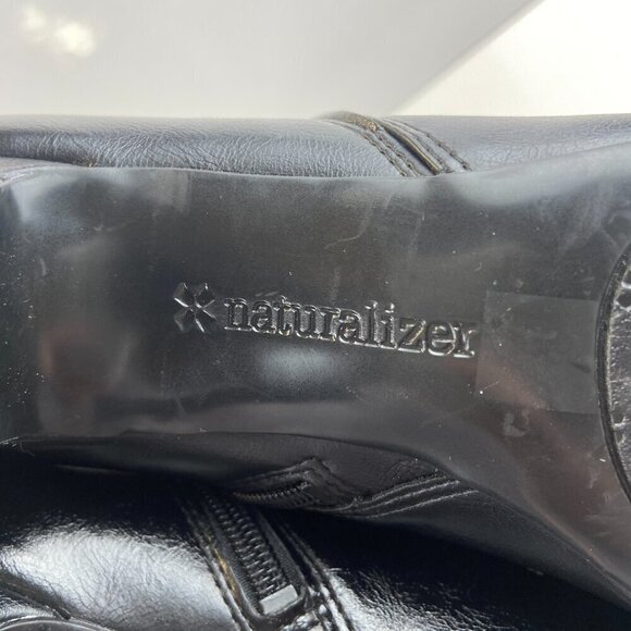 NEW! Naturalizer Leather Heeled Ankle Booties 3-Inch Heel Zip Closure Black 8M - Picture 9 of 13